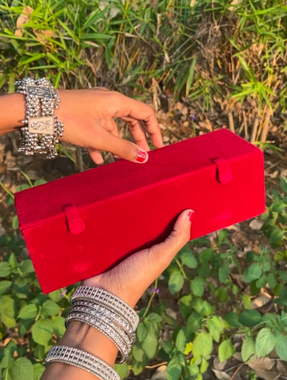 Premium 16pcs Jhumka Box Gift Set